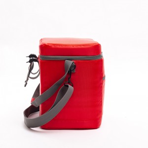 Red multifunctional refrigerated handbag large capacity insulated shoulder bag meal delivery crossbody bag